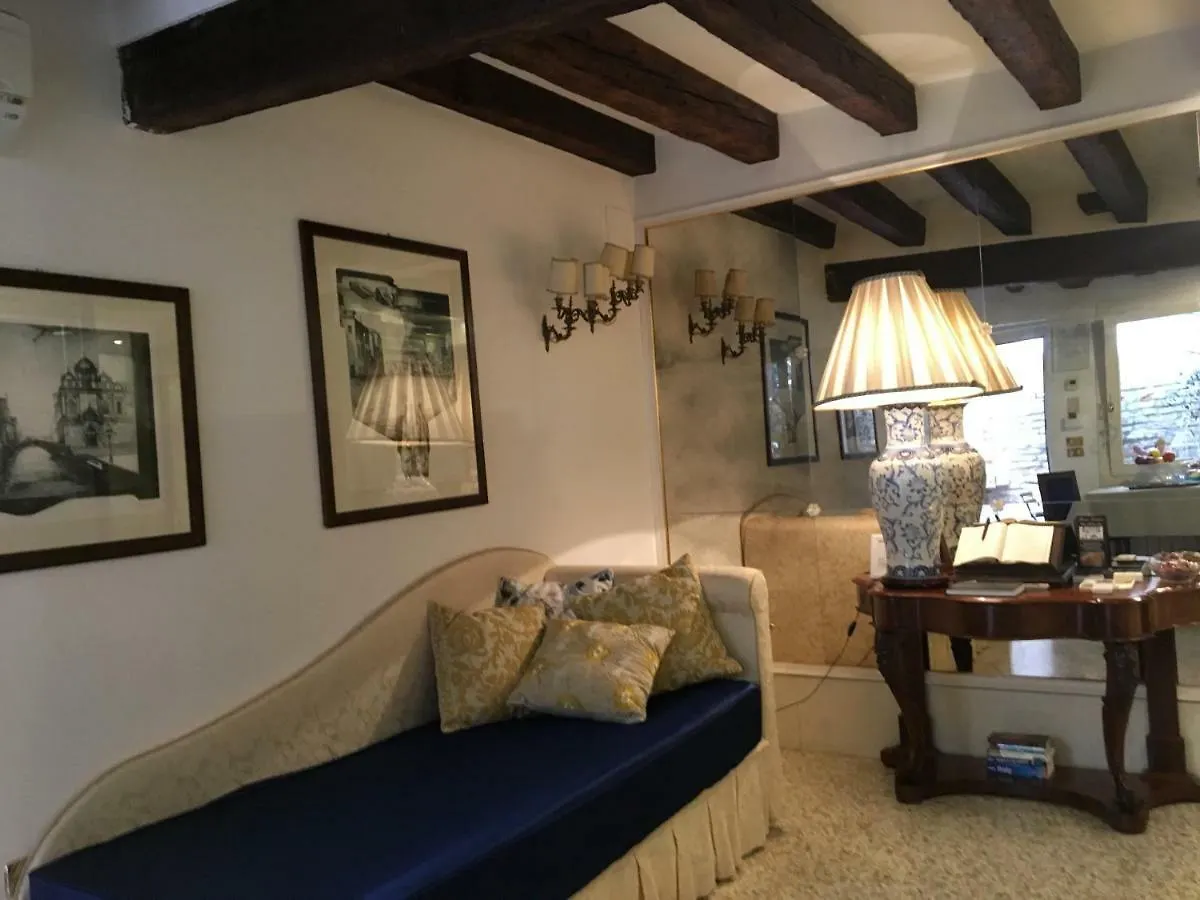 Henry'S Heaven Apartment Wenecja
